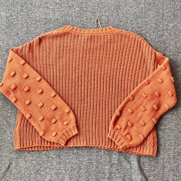 Moon & Madison Chunky Knit Pom Pom Cropped Sweater Sz M Slouchy Oversized - Picture 5 of 12